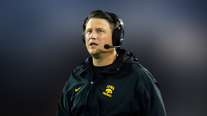 Brian Ferentz coaching